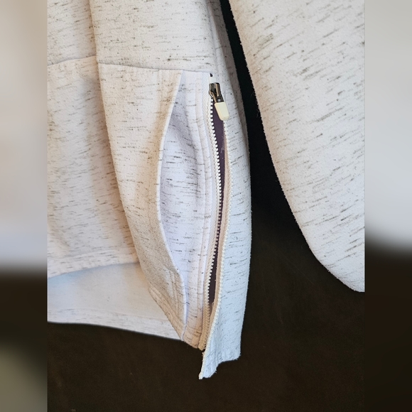 Fabletics cowlneck hoodie - Picture 3 of 4